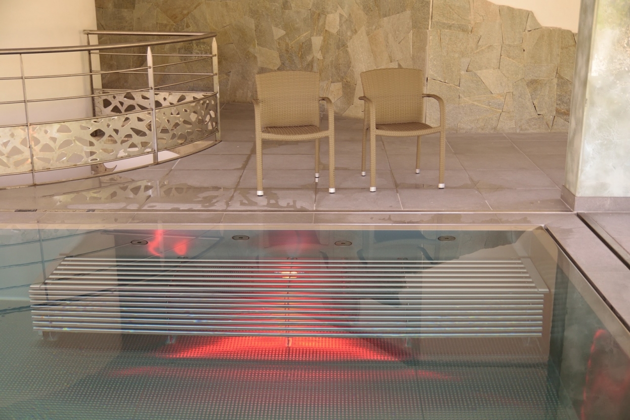 Piscine inox - sur mesure - qualité - Hôtel - haut de gamme